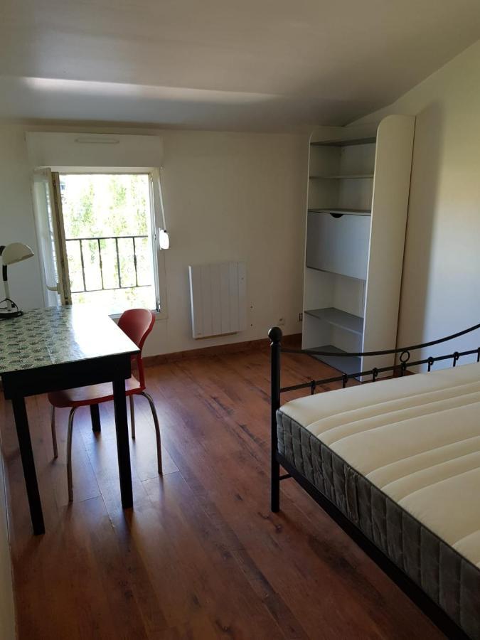 F4 Dans Maison Au Calme Pres Du Centre De Chalons En Champagne Buitenkant foto