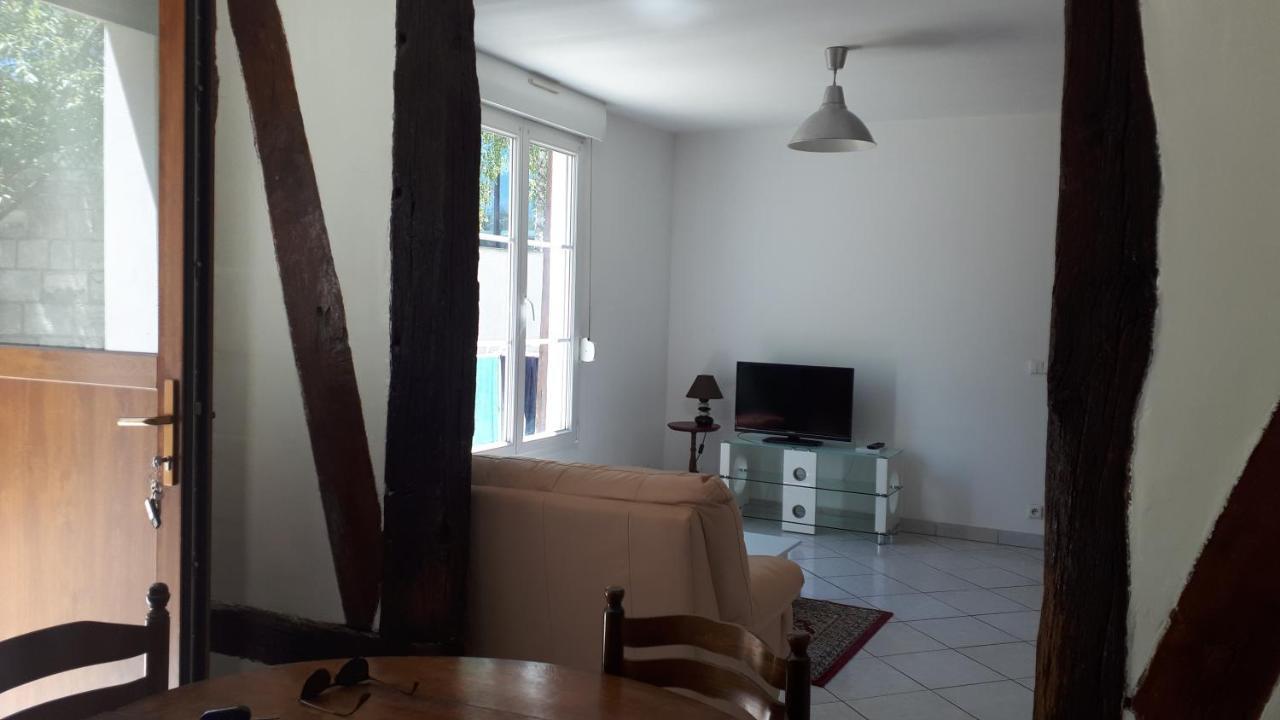 F4 Dans Maison Au Calme Pres Du Centre De Chalons En Champagne Buitenkant foto